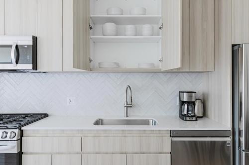 Blueground Medical District 1bd apartment CHI-1108 in Chicago, USA