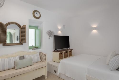 Porto Sereno Andros Suites Porto Sereno Andros Suites