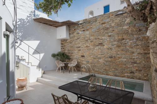 Porto Sereno Andros Suites Porto Sereno Andros Suites