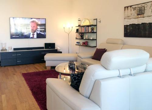 Two-Bedroom Apartment with Balcony image 9