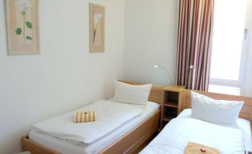 Two-Bedroom Apartment with Balcony image 2