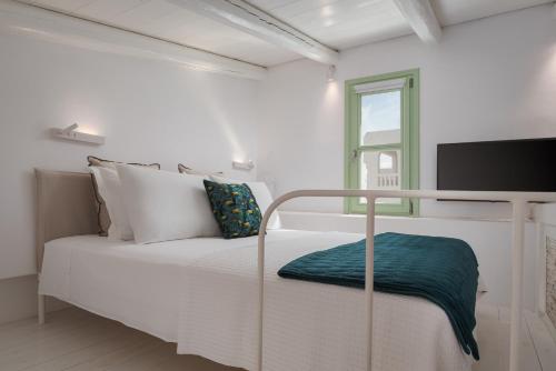Porto Sereno Andros Suites Porto Sereno Andros Suites