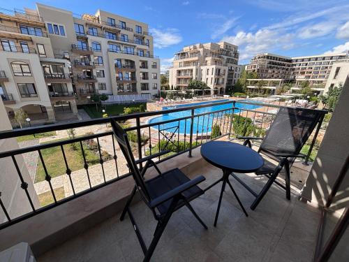 숙소 외관, Sorrento - Menada Apartments in 스베티 블라스