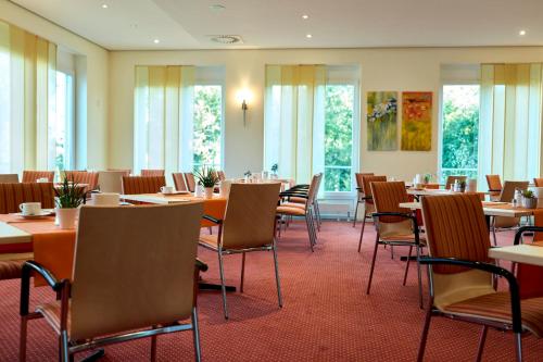 餐飲選擇, 楚姆巴德酒店 (Gasthof zum Bad) in 朗格瑙