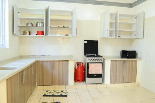 厨房, Mtwapa 3 bedroom villa and Townhouse in 姆特瓦帕