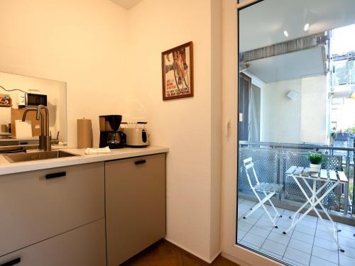 Erkély/terasz, Modern Apartment Near Kristalltherme- MontiRooms in Ludwigsfelde