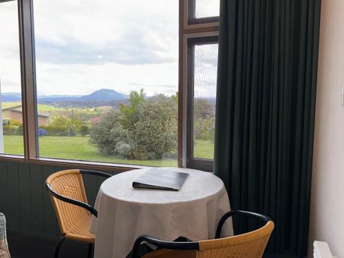 Mountain View Country Inn in Deloraine