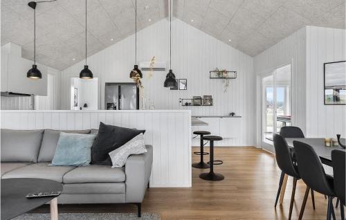 Nice Home In Harboøre With Sauna in Harboore