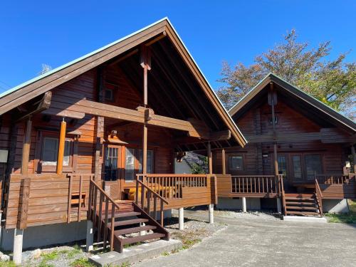 Three Peaks Log スリーピークス ログ, Hakuba