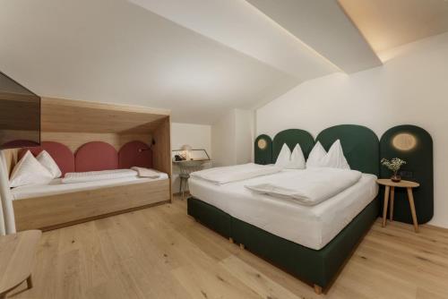 611387491 Familienhotel Felsenhof