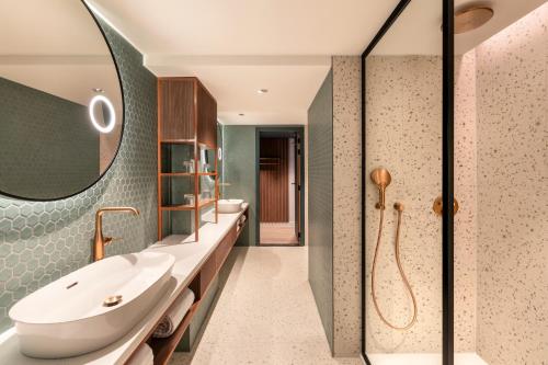 Renaissance Amsterdam Hotel - main image