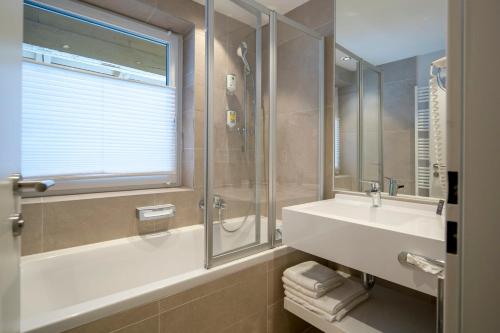 611389482 Familienhotel Felsenhof