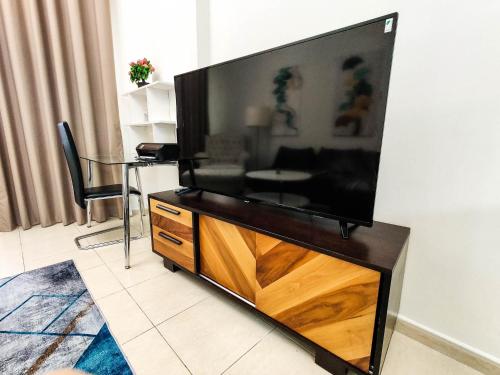 Elegant Fresh 1BR with Heated Pool, just steps from Mall, Restaurants & Fitness center, Dubaï (photo 3)