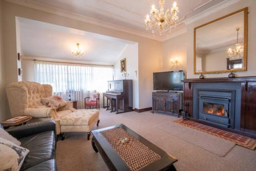 Silver Mist - Art Deco, Central Heating and Fireplace, Katoomba (Foto 3)