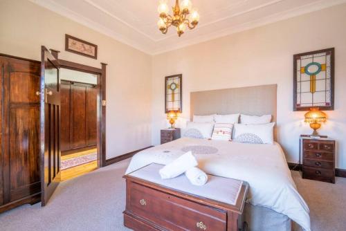 Silver Mist - Art Deco, Central Heating and Fireplace, Katoomba (Foto 4)