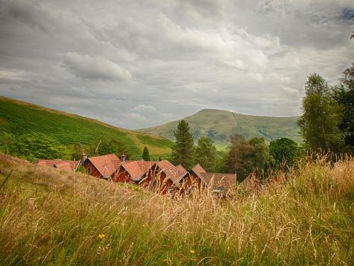 Ümbrus, YHA Edale Activity Centre in Edale