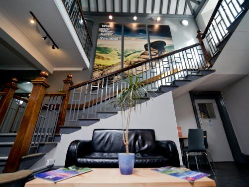Seadmed, YHA Edale Activity Centre in Edale
