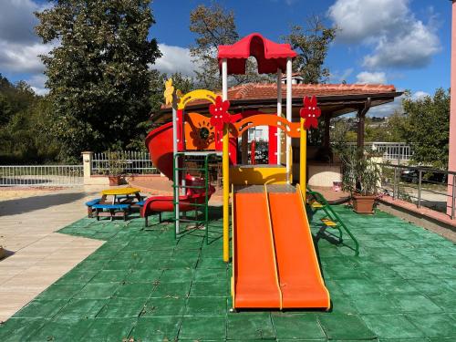 ملعب للأطفال, Apartment Sunny Seasons Byala in Byala