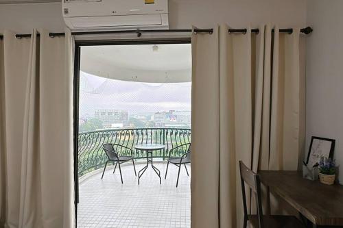 Mountain view in the city, Chiang Mai (zdjęcie 2)