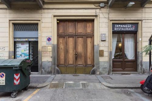 Wonderful attic in city centre, Turin (photo 9)