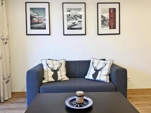 SK213 - Alpin-schick, 39m2, Ski & Sport, mit Pool in St. Moritz, Schweiz