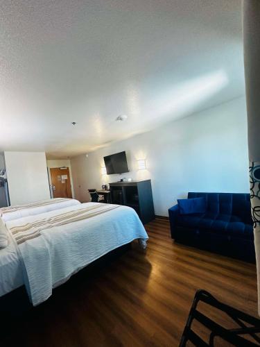 SureStay Plus Hotel by Best Western Niagara Falls East - image 7