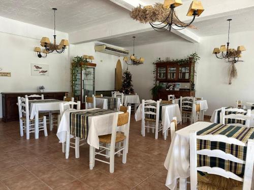 Toit ja joogid, La Posada de los Robles in Las Grutas