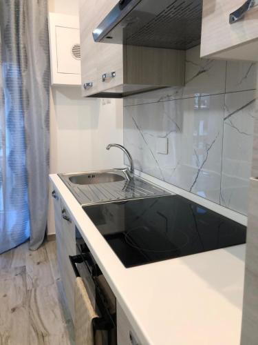 Piccola regina, Turín (fotografie 6)