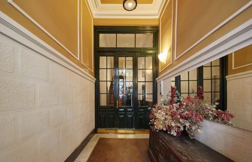 Apartment image 5
