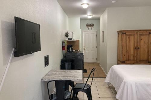 Wasser Lodge #204 - Raccon Room in New Braunfels, USA
