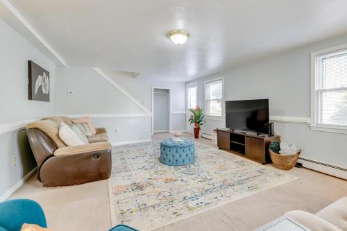 5 Mi to to Downtown Worcester Quiet Townhome in Auburn (Massachusetts)