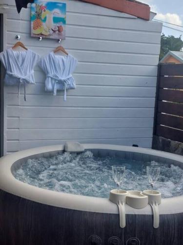 Gîte villa soleil & Spa - Location saisonnière - Les Trois-Îlets