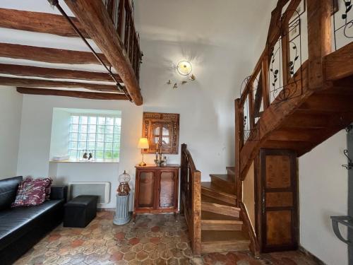 La Maison dans le jardin du Manoir de Bouron in Moigny-sur-Ecole