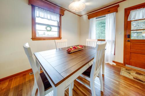 Mayville Vacation Rental - Walk to Chautauqua Lake in Mayville, USA