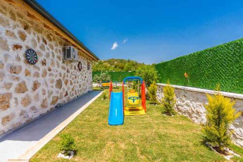 Villa estrella in إيكيزجي
