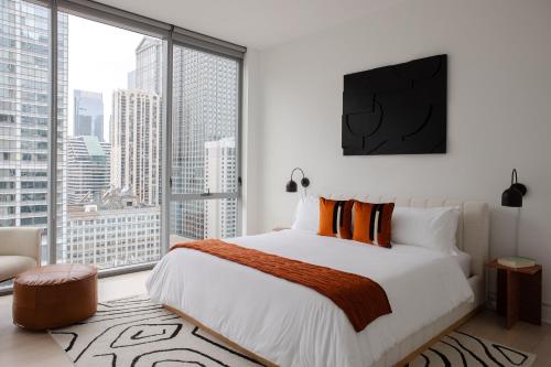 Premier Penthouses with Captivating Views of Millennium Park