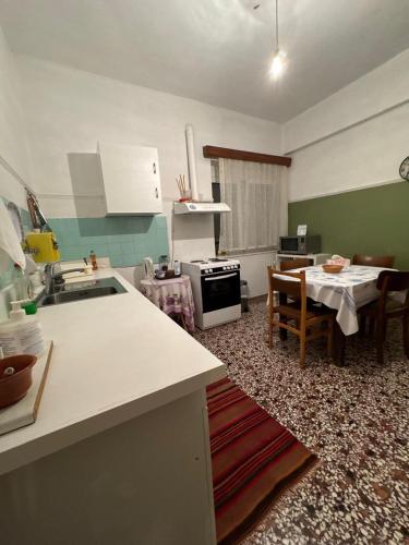Το σπιτι της γιαγιας in Paramythia
