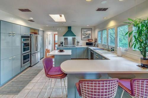Mwalimu 4br near Fossil Rim w Pool in Glen Rose, USA
