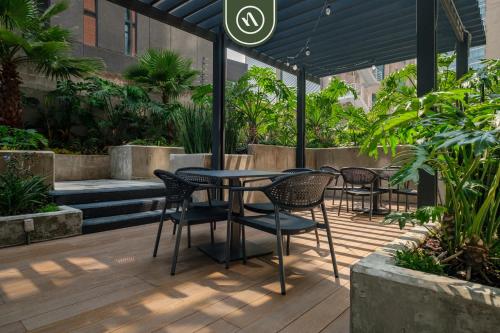 1 BR City Oasis - Polanco - Gym - Game Room - King in Mexico City, Mexico