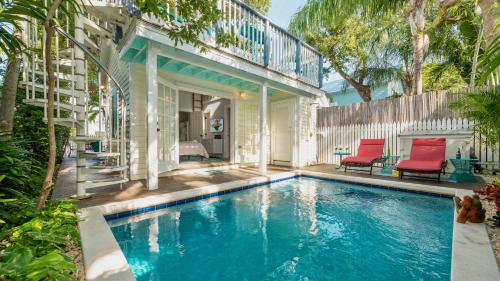 Sugarpoppy Cottage by Last Key Realty in Key West, USA