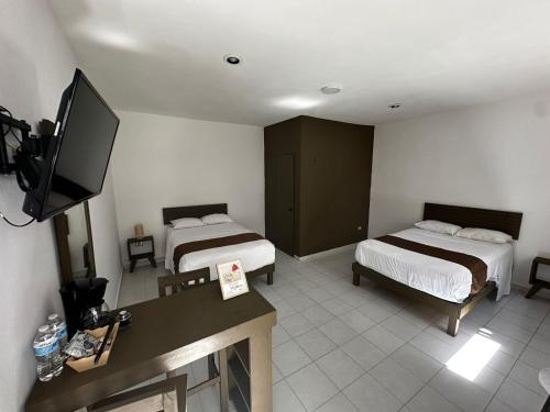 room detail thumbnail 2