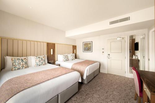 Best Western Clifton Hotel - image 14