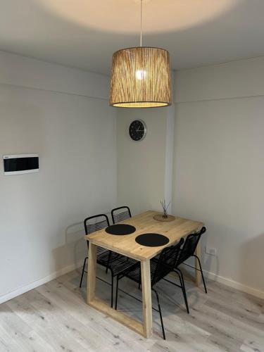 Facilities, Departamento Flores in Flores