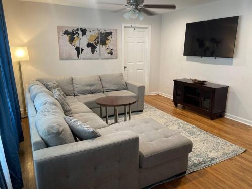 Charming 3-bedroom Home -Quiet East Atlanta Neighborhood in East Atlanta