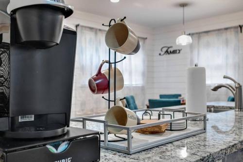 Charming 3-bedroom Home -Quiet East Atlanta Neighborhood in East Atlanta