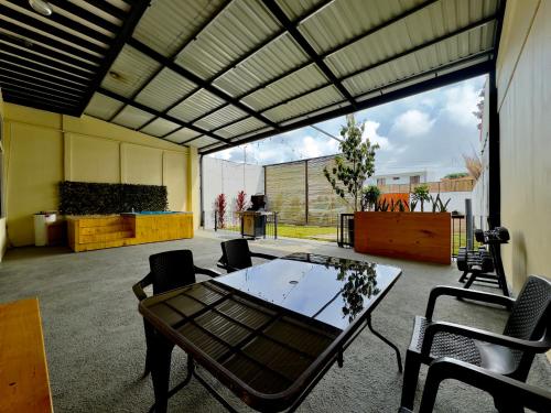 bambu house in La Mandarina
