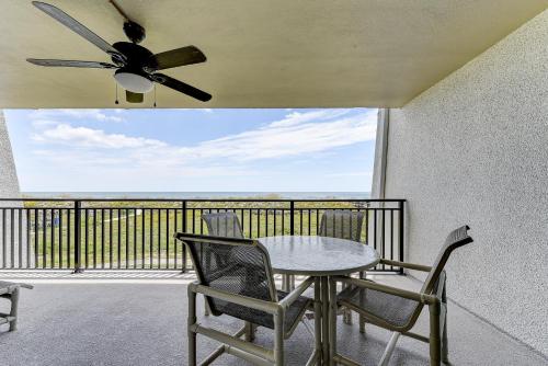 Island South 7 Island South 7