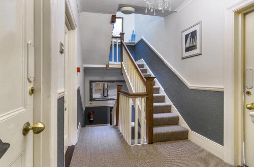 บริการและสิ่งอำนวยความสะดวก, โบซานเน็ธ (Bosanneth) in ฟาร์ลเมาส์