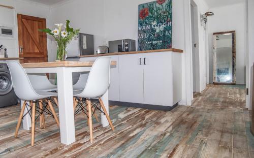 廚房, Kingfisher Cottage in 凱港口