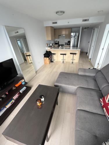 Beautiful 1 bedroom condo in Yaletown in Vancouver, Canada